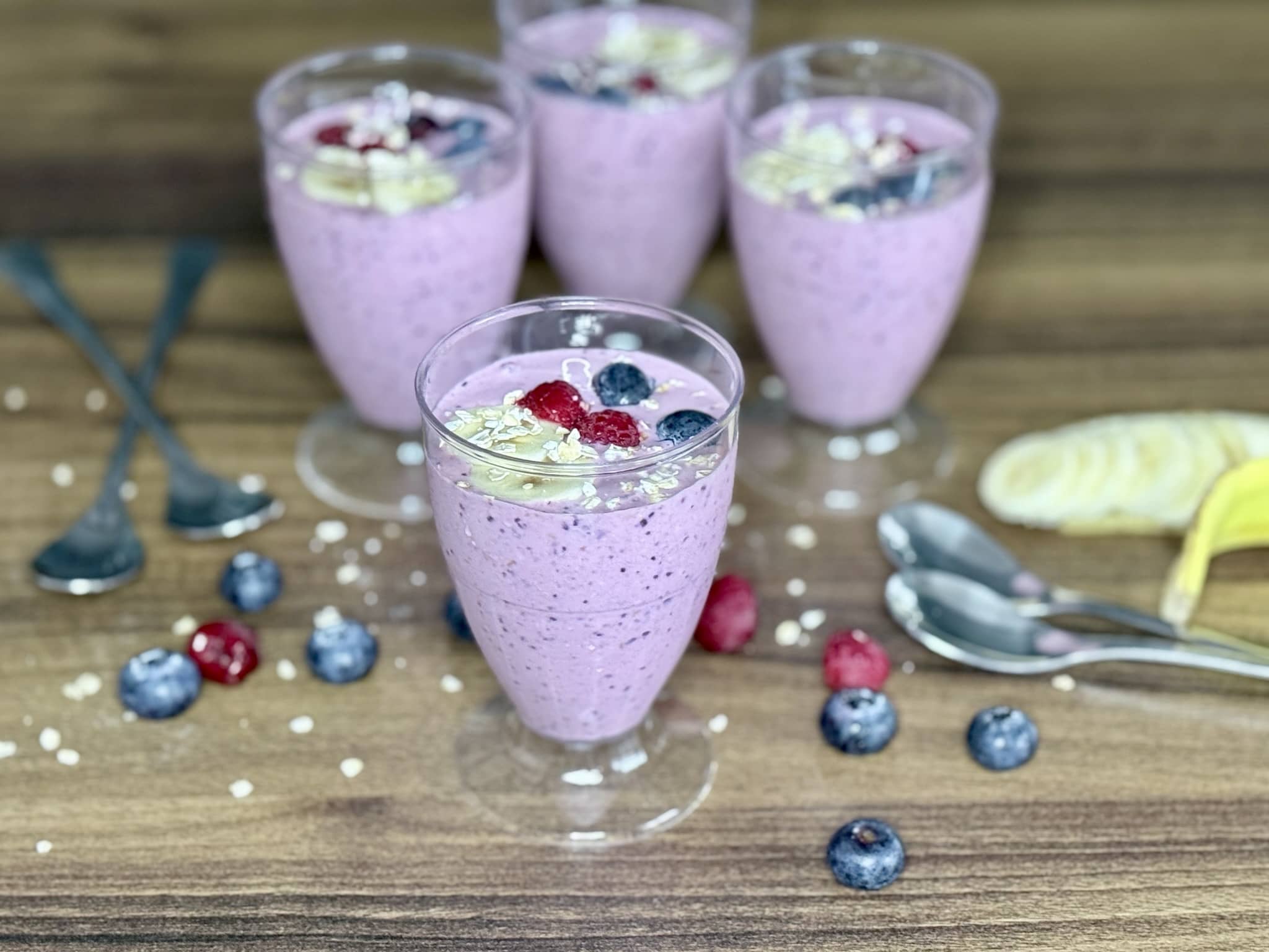 Berry Banana Smoothie With Oats
